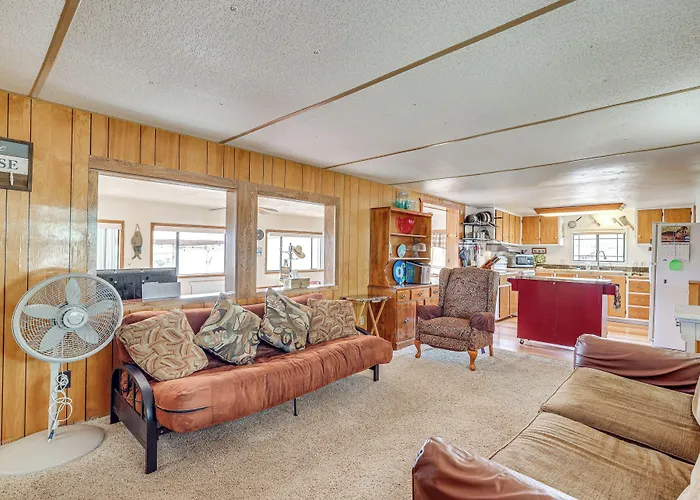 3 Mi To Lake! Retreat W/ Fire Pit Holiday home *